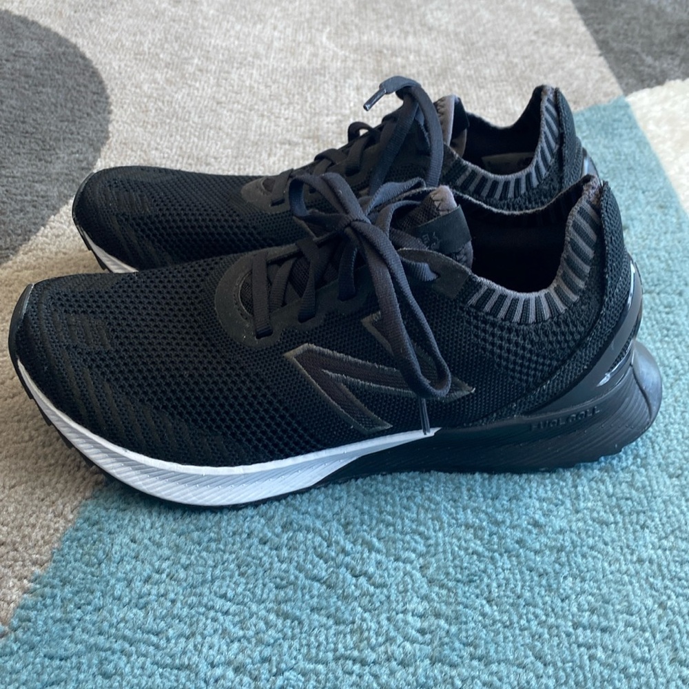 New Balance Fuel Cell echo women’s 9